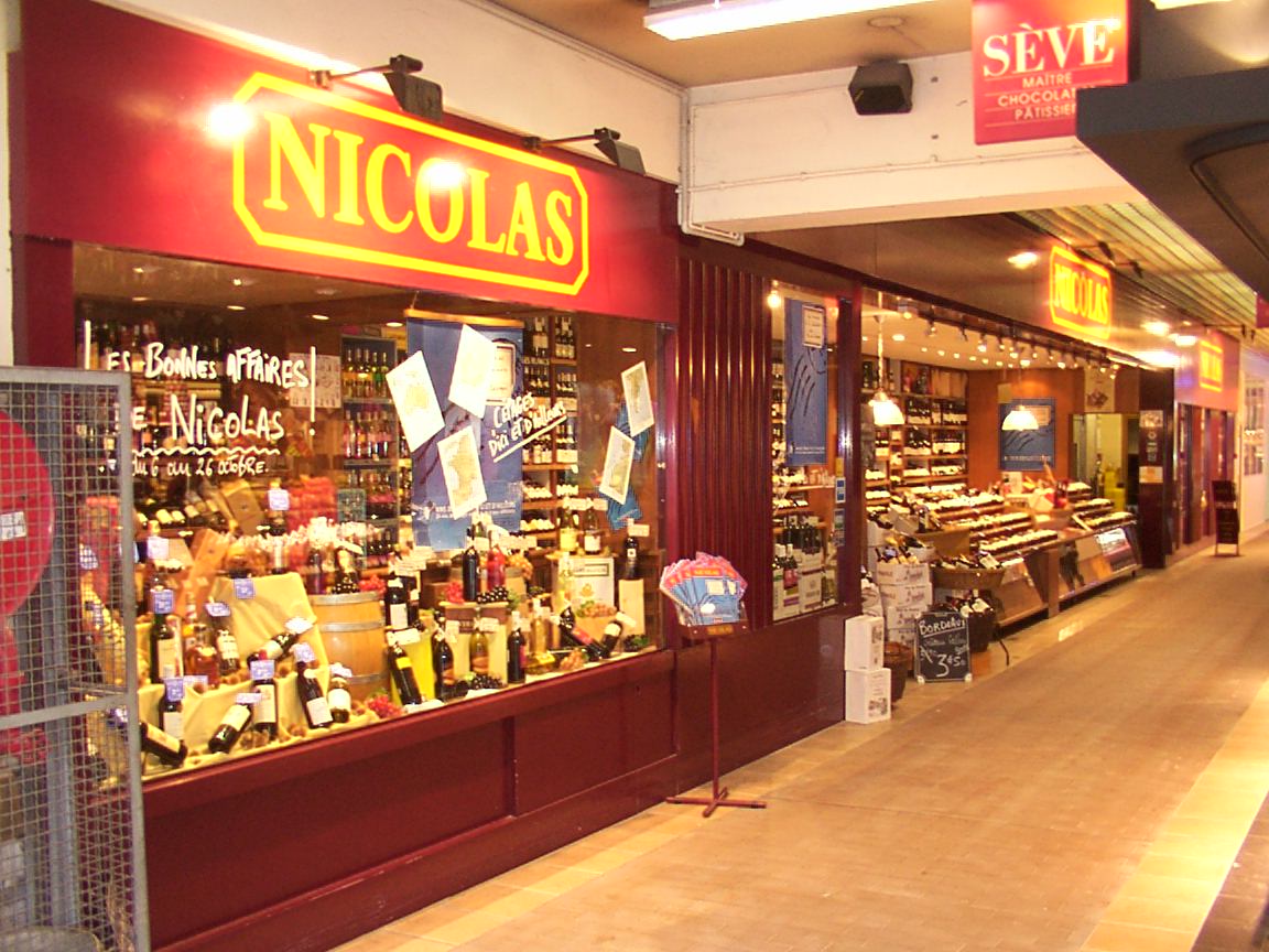 NICOLAS